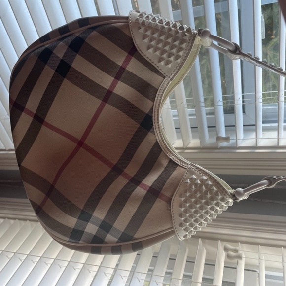 Auth studded hobo - Picture 3 of 5